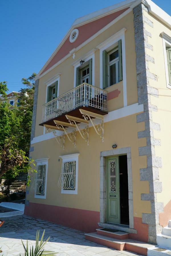 Apartment Gialos سيمي المظهر الخارجي الصورة