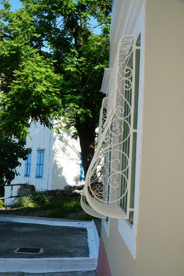 Apartment Gialos سيمي المظهر الخارجي الصورة